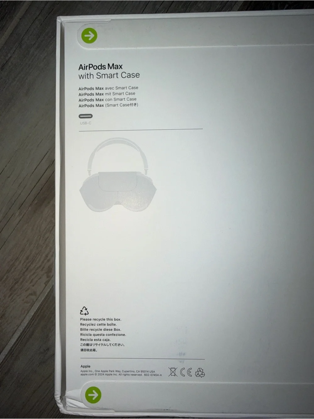 Apple Over-Ear Wireless Headphones - Sky Blue